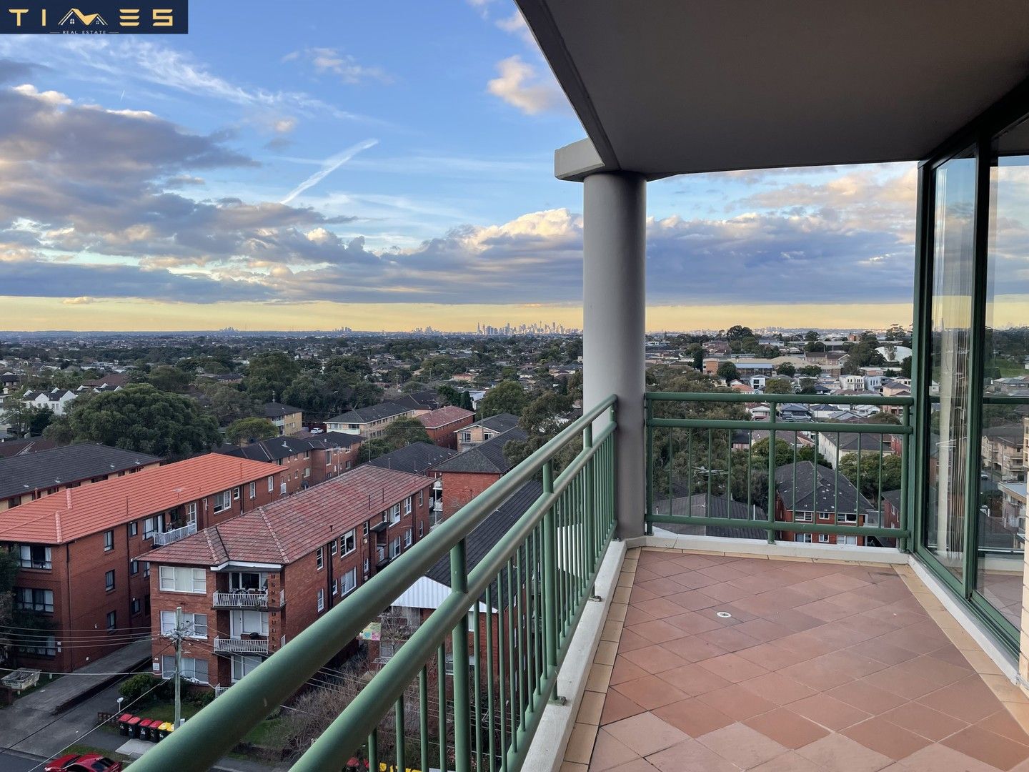 3 bedrooms Apartment / Unit / Flat in 136/1-3 Woodville street HURSTVILLE NSW, 2220