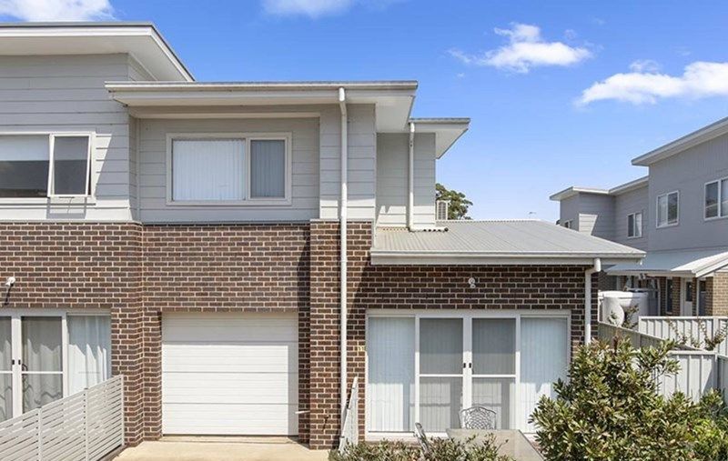 2 bedrooms Townhouse in 11/26 Avondale Road AVONDALE NSW, 2530