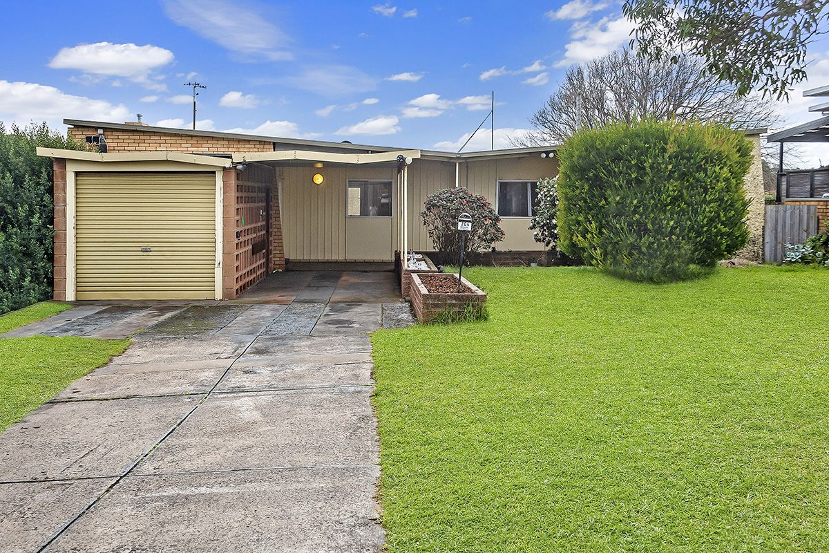 3 bedrooms House in 204 Moore Street WARRNAMBOOL VIC, 3280
