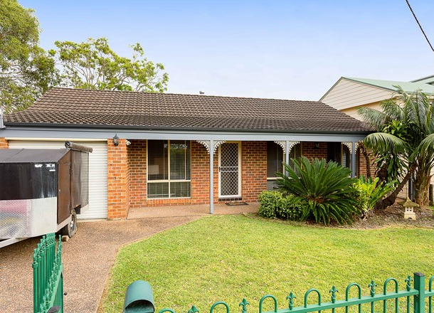 15 Ravenswood Street, Mannering Park NSW 2259