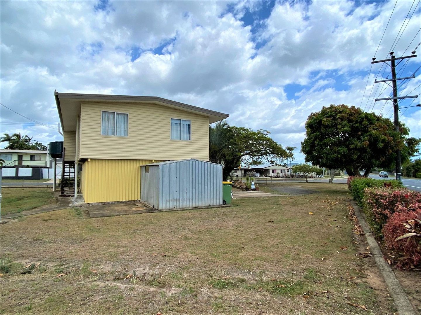 48 Place Avenue, Sarina QLD 4737, Image 2