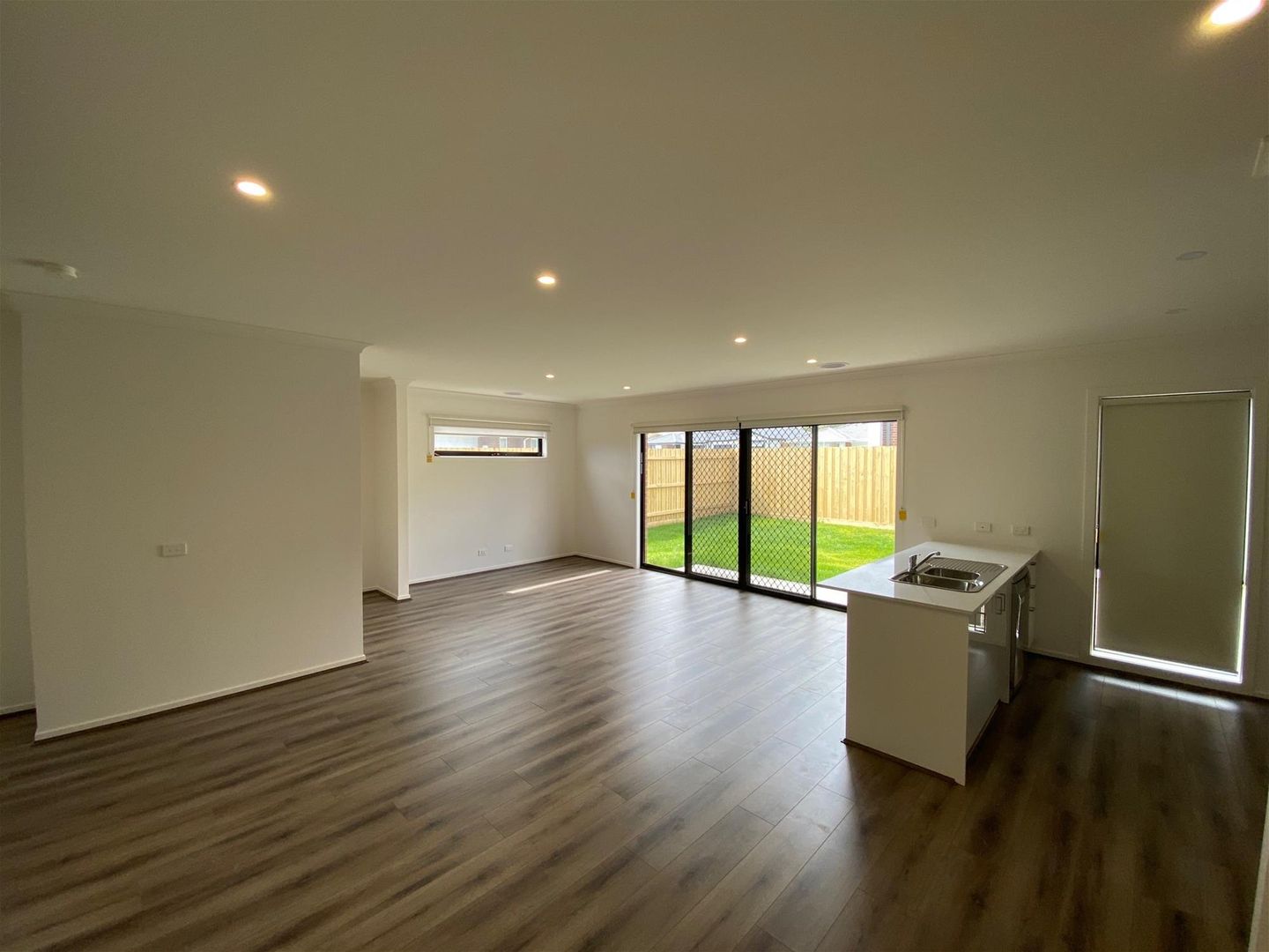 3 Cardiff Circuit, Carrum Downs VIC 3201, Image 2