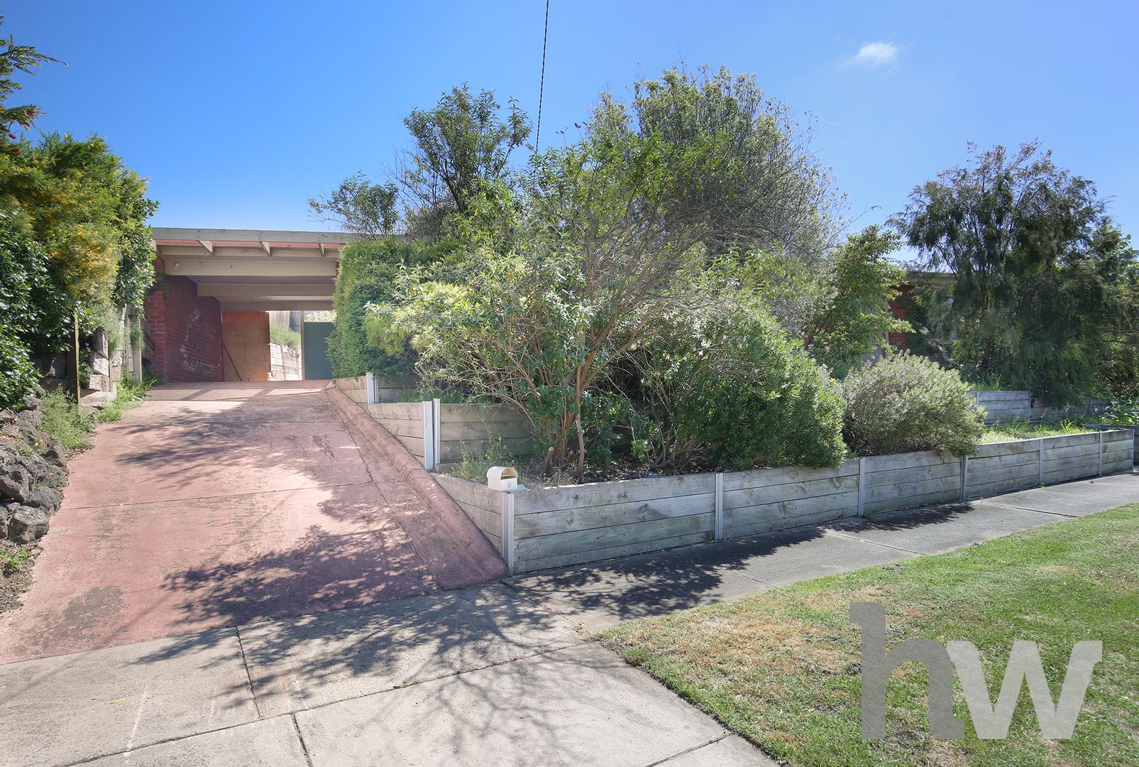 9 Southdown Crescent, Belmont VIC 3216, Image 2