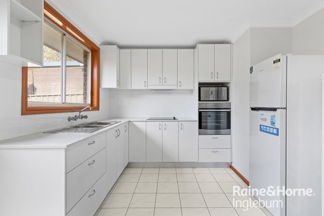 Picture of 2/6 Bensley Road, MACQUARIE FIELDS NSW 2564