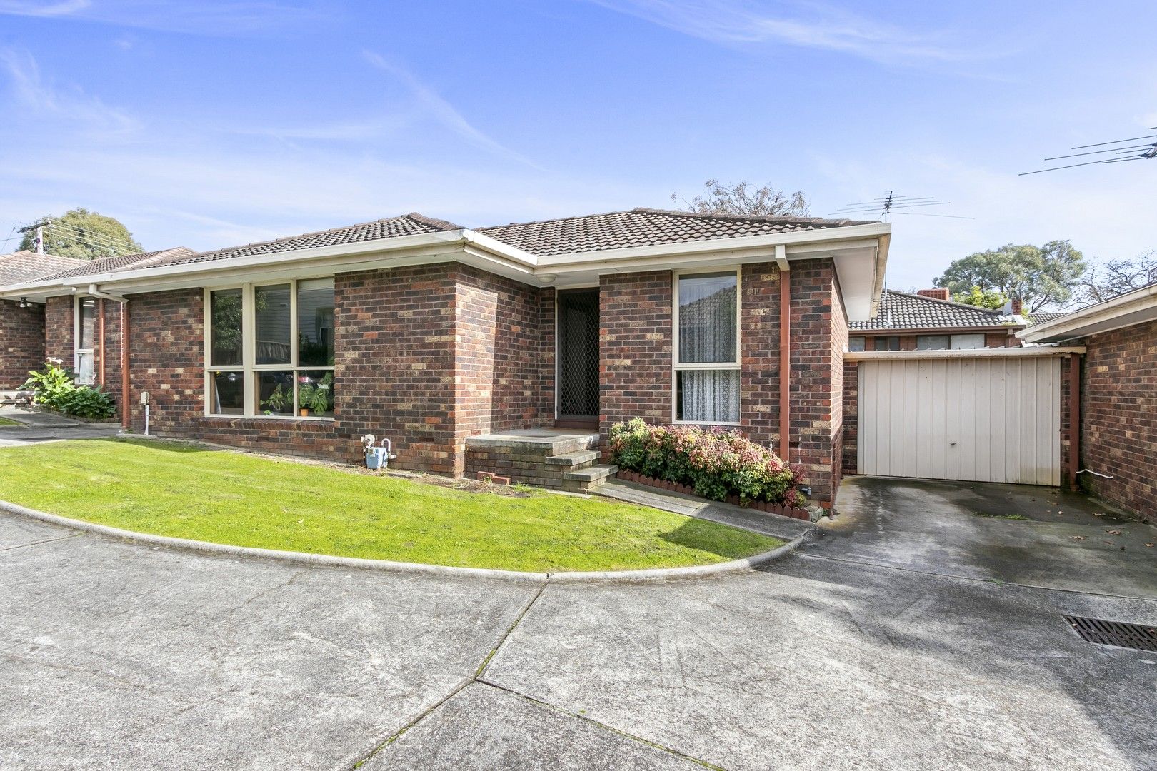 2 bedrooms Apartment / Unit / Flat in 2/116 Severn Street BOX HILL NORTH VIC, 3129