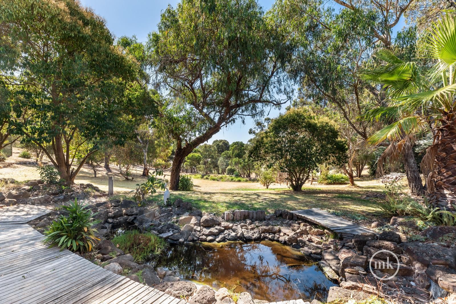 178 Black Gully Road, Diamond Creek VIC 3089, Image 2