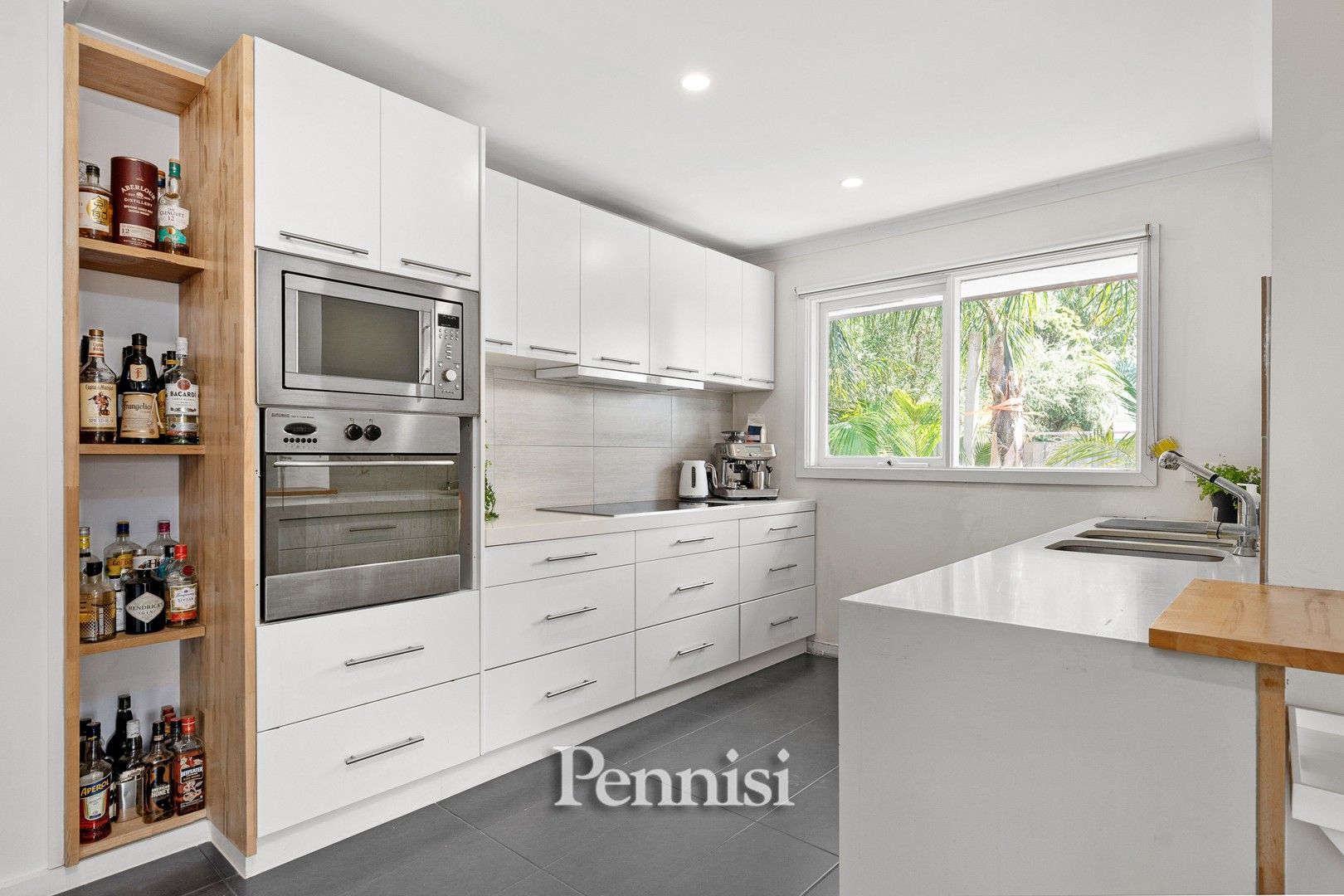 2 bedrooms Villa in 3/2-4 Watt Street AIRPORT WEST VIC, 3042