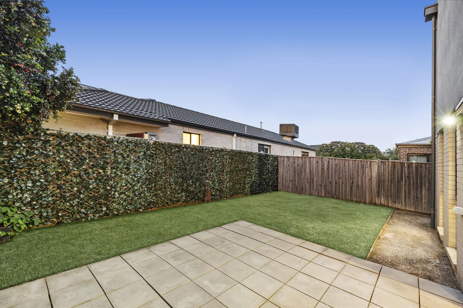 Additional image 12 of 10 Canopy Crescent, Hillside VIC 3037