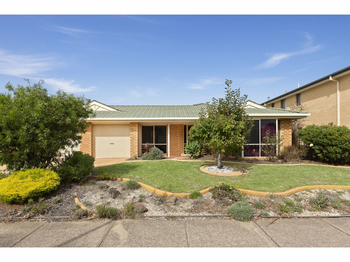 4 bedrooms House in 42 Victoria Street SAFETY BEACH VIC, 3936