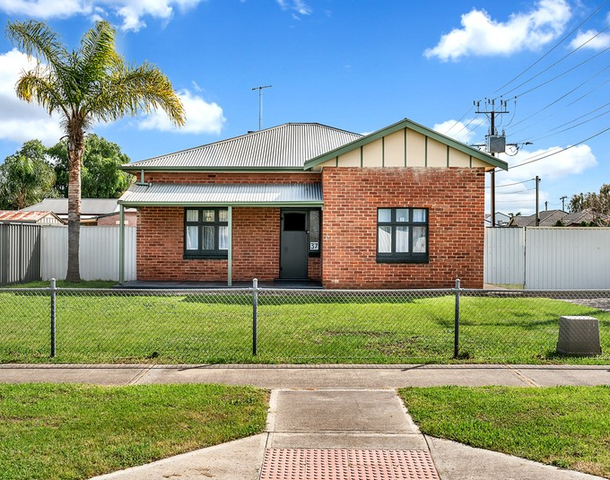 37 Minns Street East, Seaton SA 5023