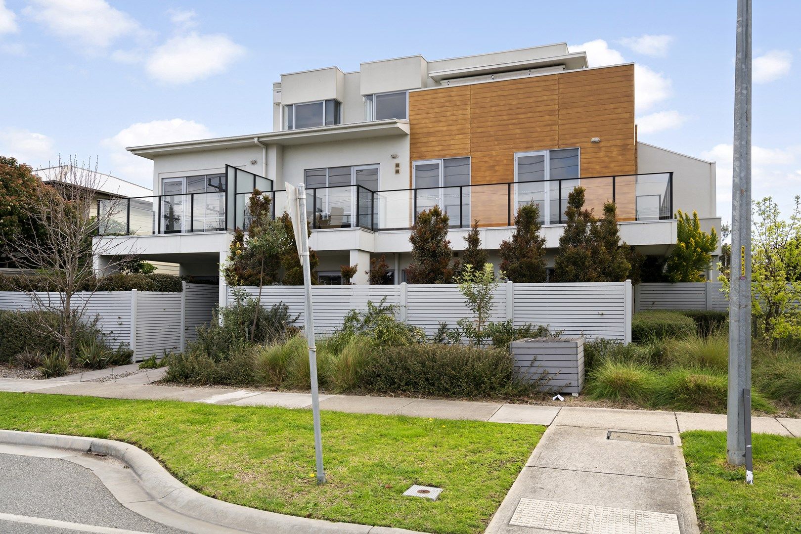 2/1a Elizabeth Street, Hastings VIC 3915, Image 0