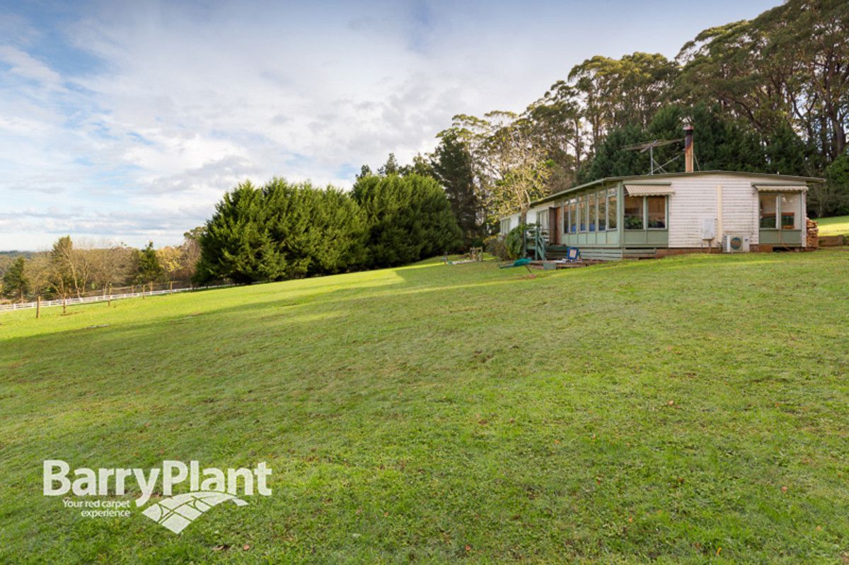 27 Gembrook Tonimbuk Road, Gembrook VIC 3783, Image 2