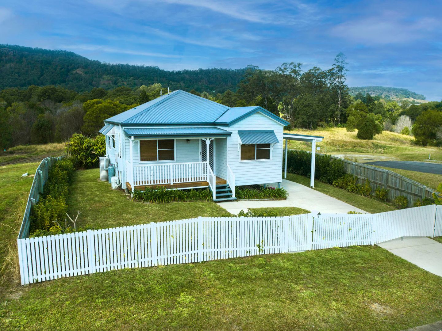 4 Hillside Drive, Nimbin NSW 2480, Image 0