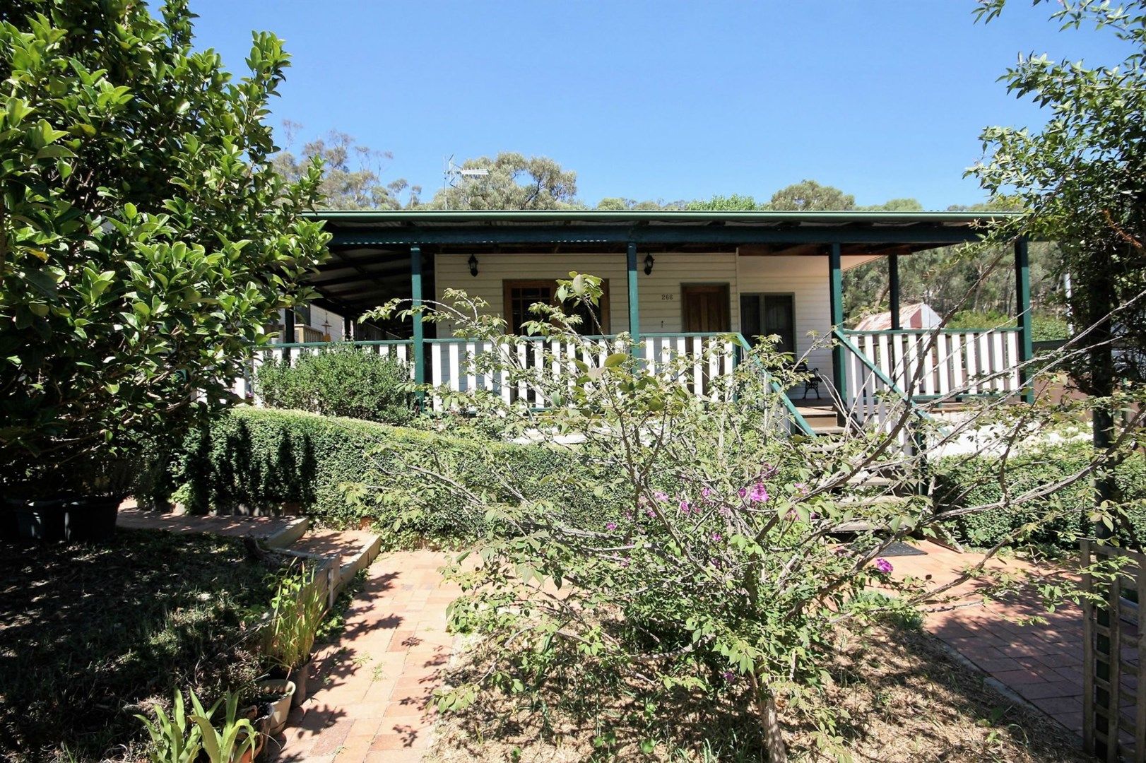 266 Foxlow Street, Captains Flat NSW 2623, Image 0
