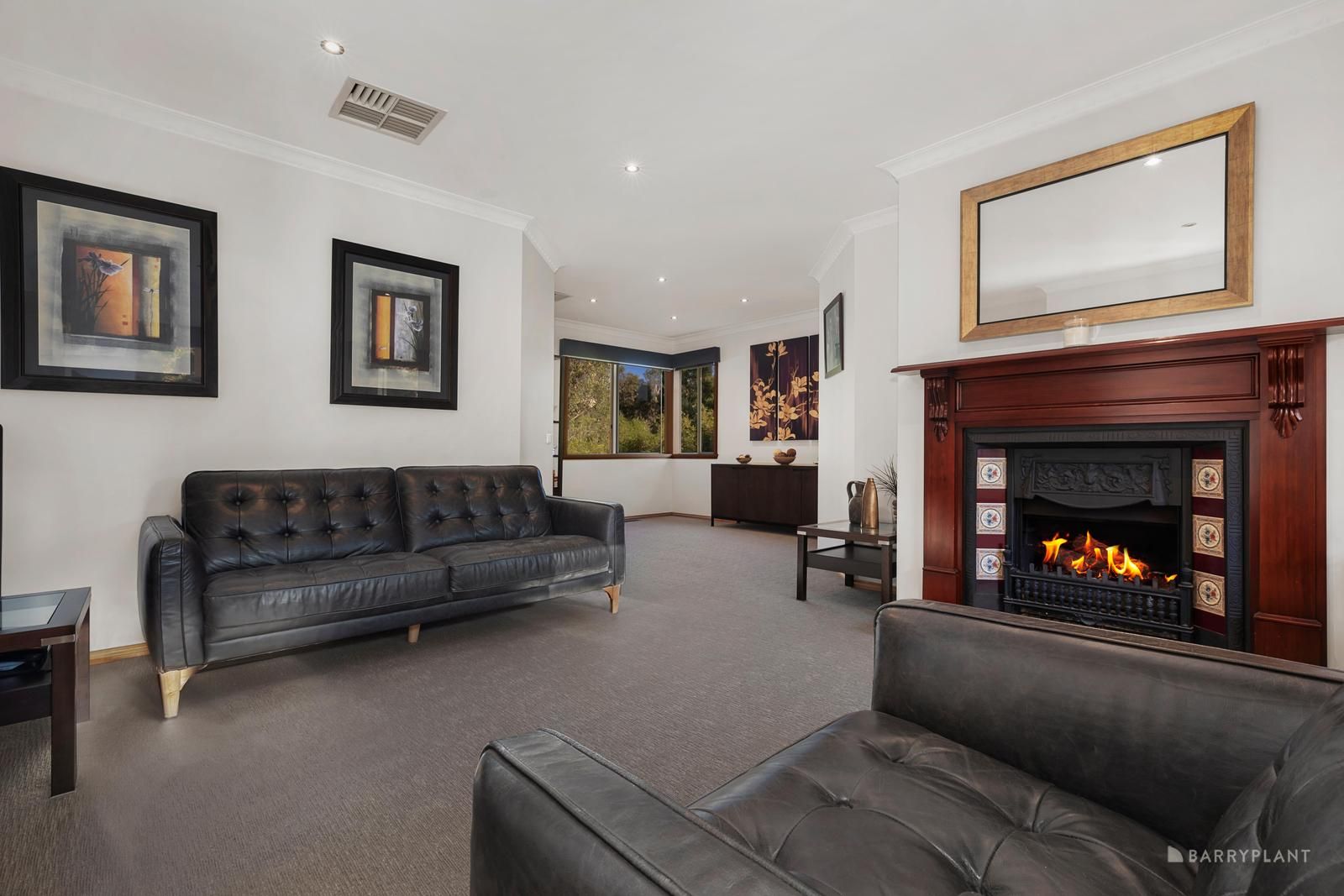 48 Nangathan Way, Croydon North VIC 3136, Image 2