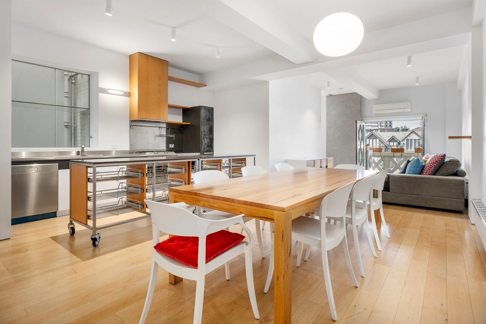 2 bedrooms Apartment / Unit / Flat in 7B/171 Fitzroy Street ST KILDA VIC, 3182