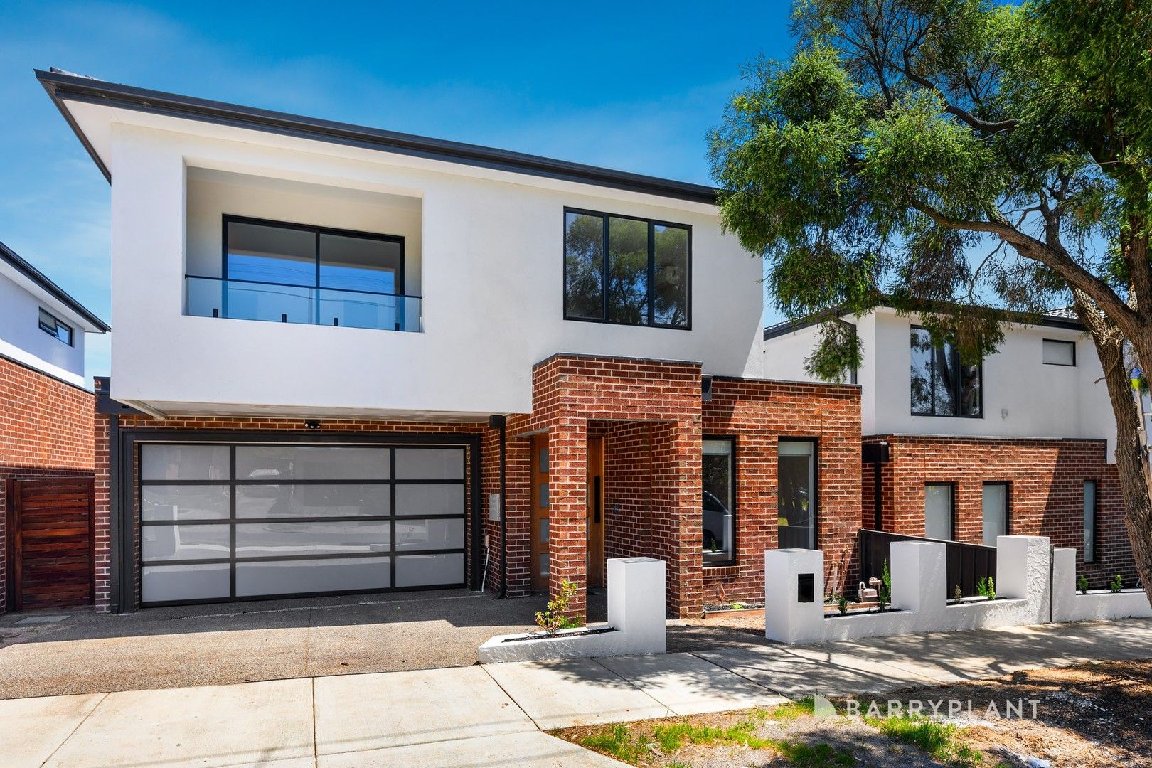 4 bedrooms House in 99 Harrison Street BOX HILL NORTH VIC, 3129