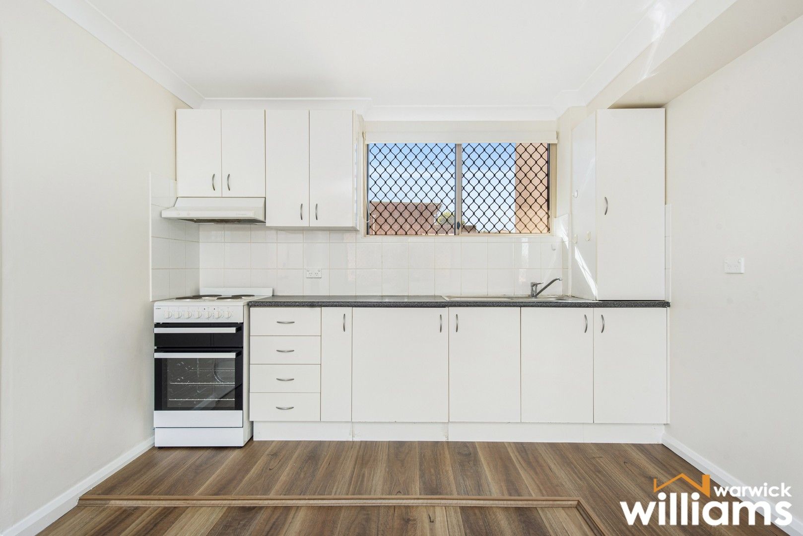 1 bedrooms Apartment / Unit / Flat in 1/275 Lyons Road DRUMMOYNE NSW, 2047