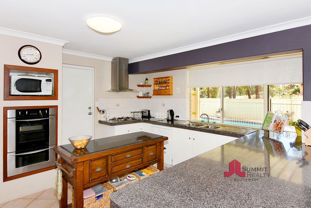 15 Spinnaker Drive, Leschenault WA 6233, Image 2