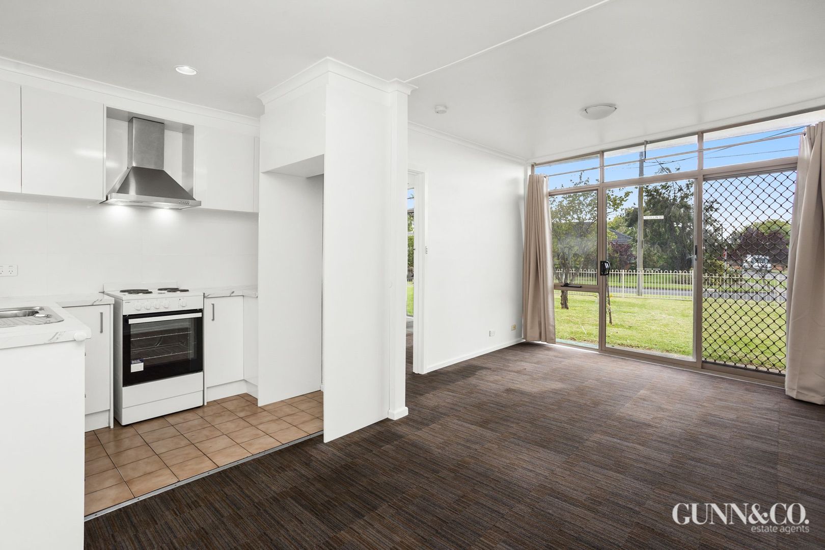 1/30 Chifley Avenue, Altona VIC 3018, Image 2