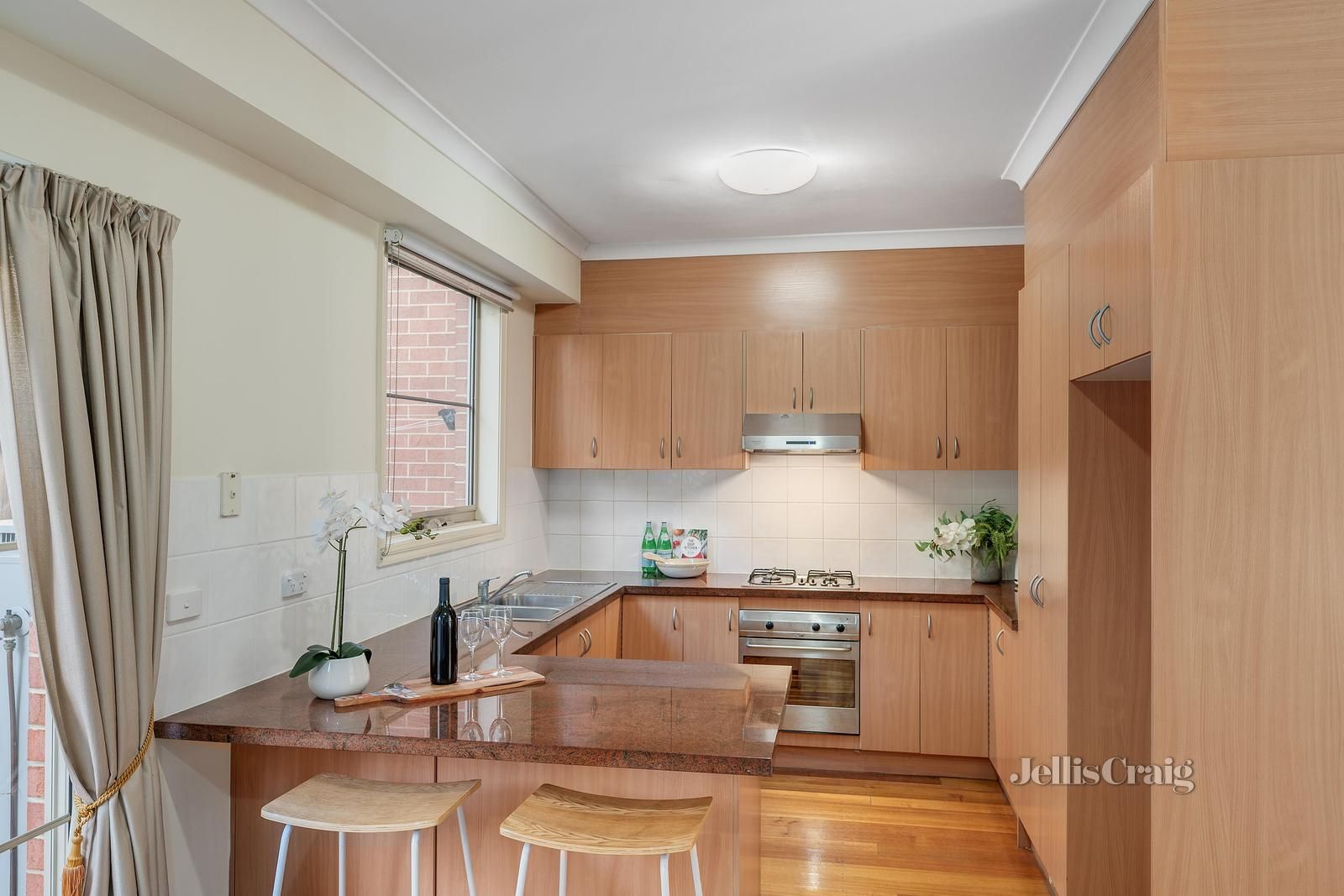 3/7 Court Street, Box Hill VIC 3128, Image 2