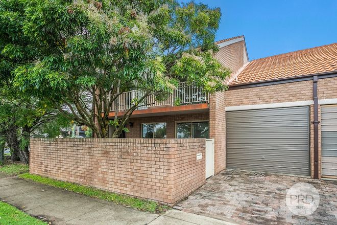 Picture of 1/94 Durham Street, HURSTVILLE NSW 2220