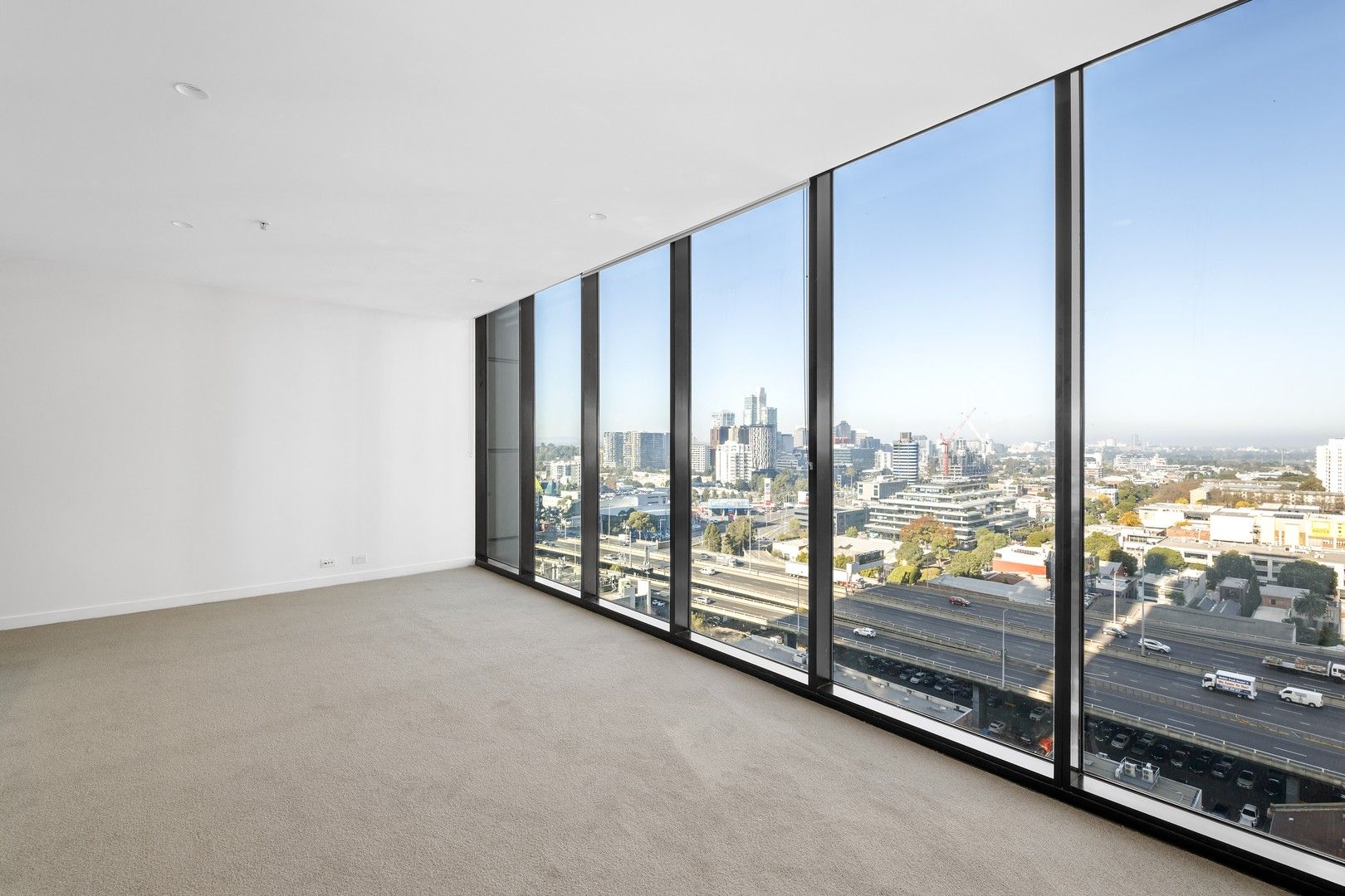 2 bedrooms Apartment / Unit / Flat in 2708/45 Clarke Street SOUTHBANK VIC, 3006