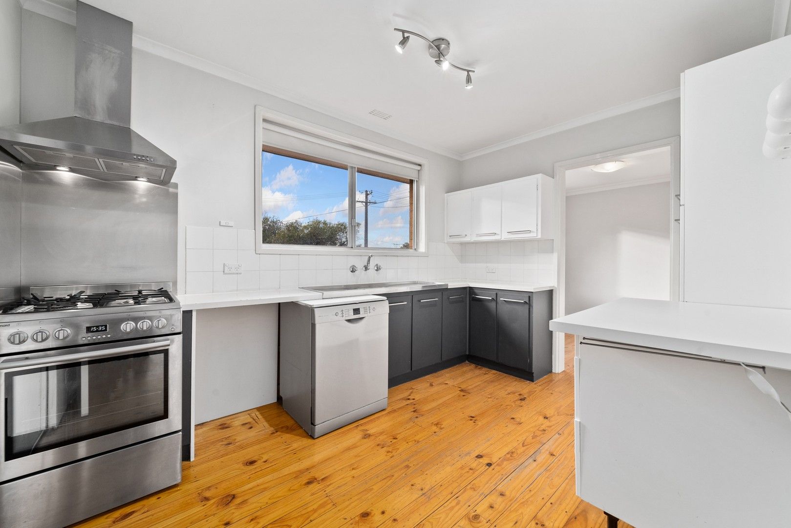 3 bedrooms House in 41 Newbery Crescent PAGE ACT, 2614