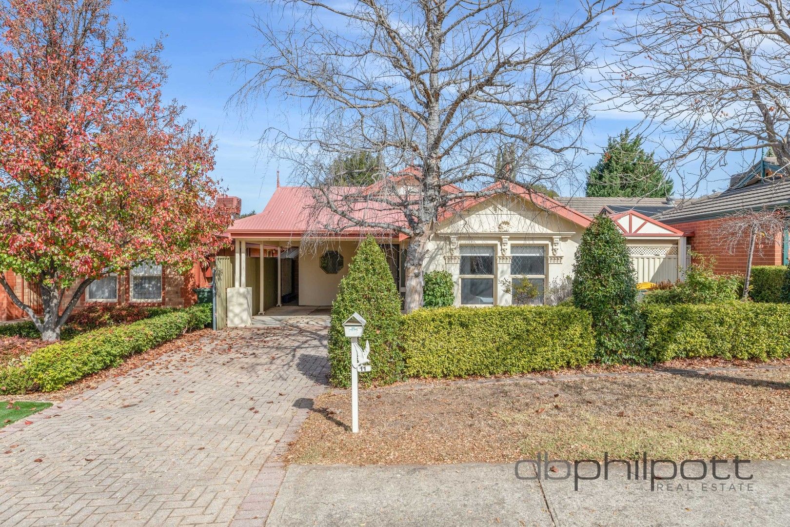 4 bedrooms House in 11 Petworth Pde GREENWITH SA, 5125