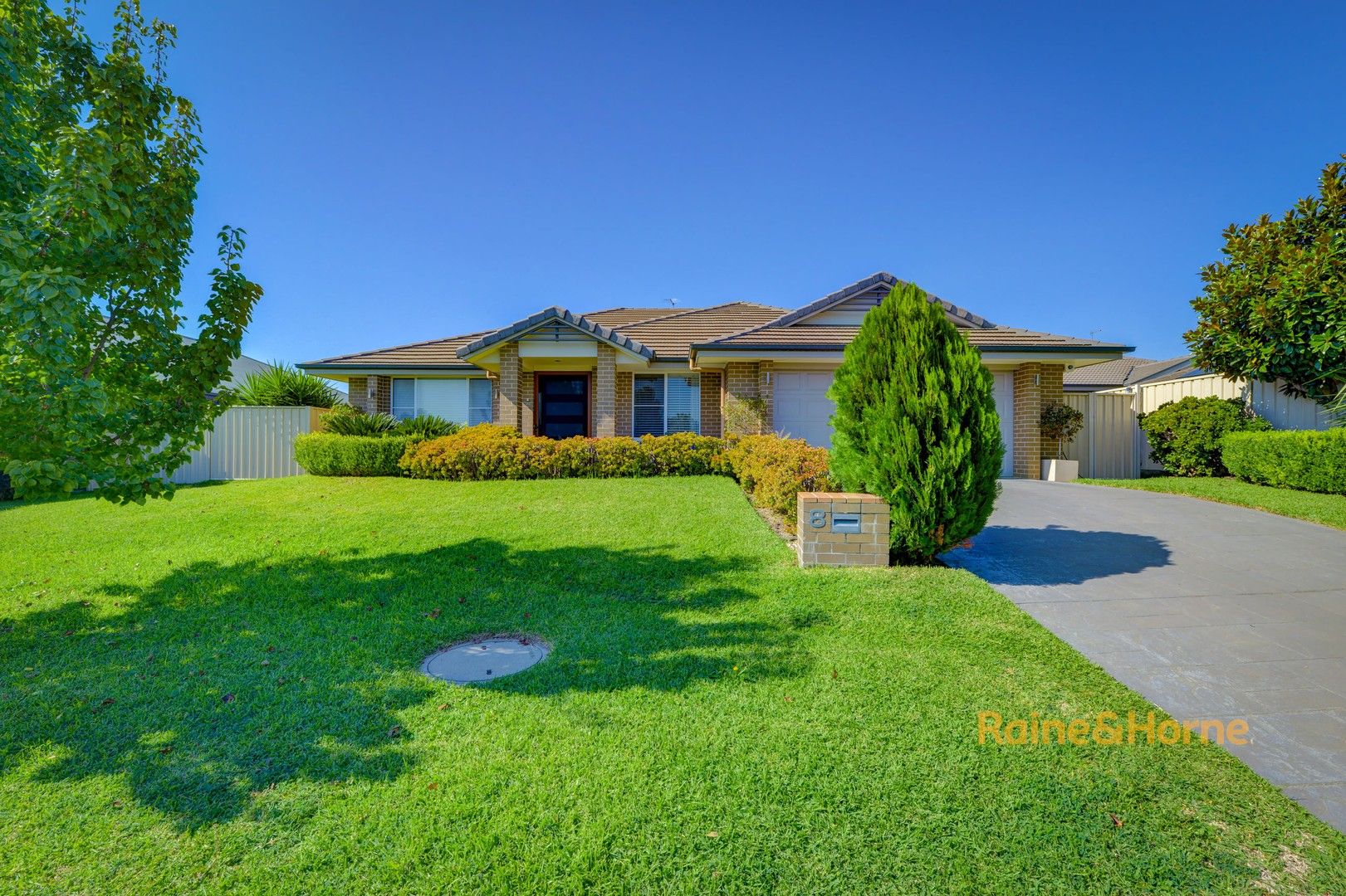 8 Falcon Drive, Tamworth NSW 2340, Image 0