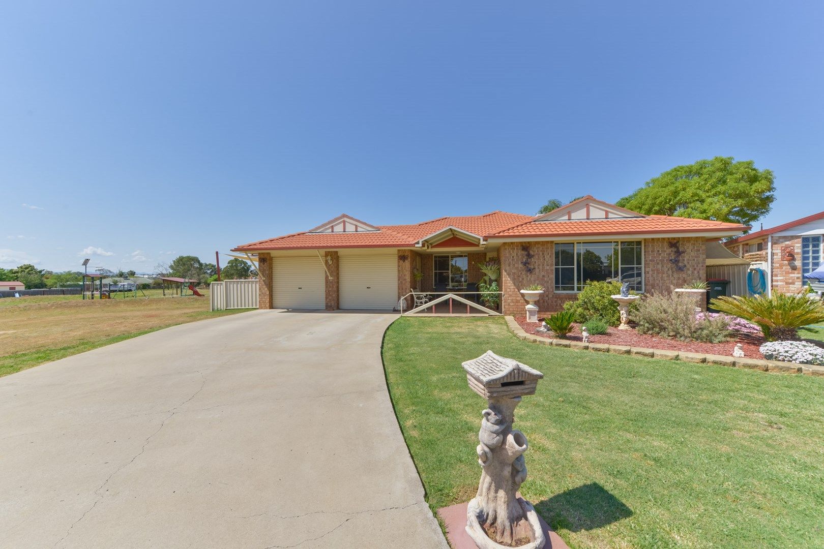 11 Giles Place, Westdale NSW 2340, Image 0