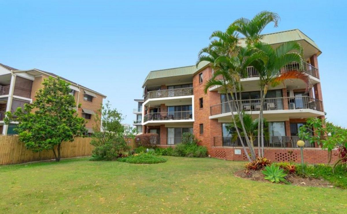 2 bedrooms Apartment / Unit / Flat in 5/42 Falkinder PARADISE POINT QLD, 4216
