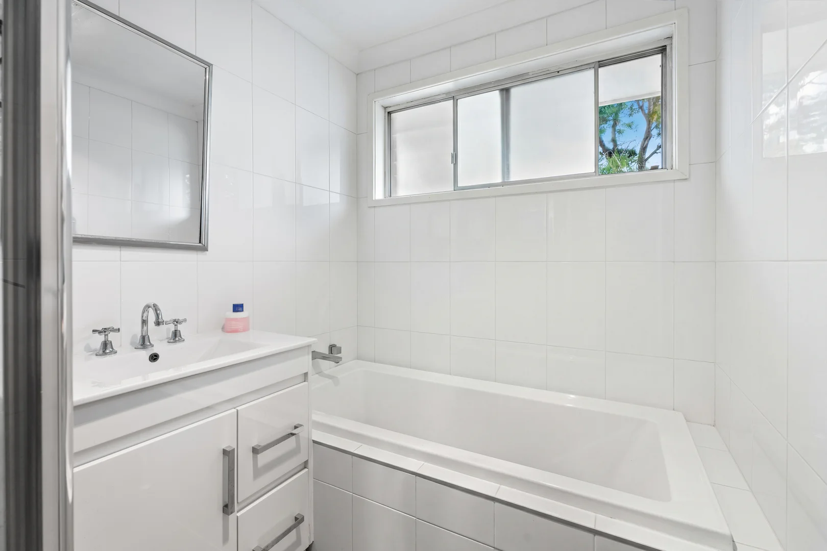 Additional image 9 of 4 & 4a Hadley Place, Jamisontown NSW 2750