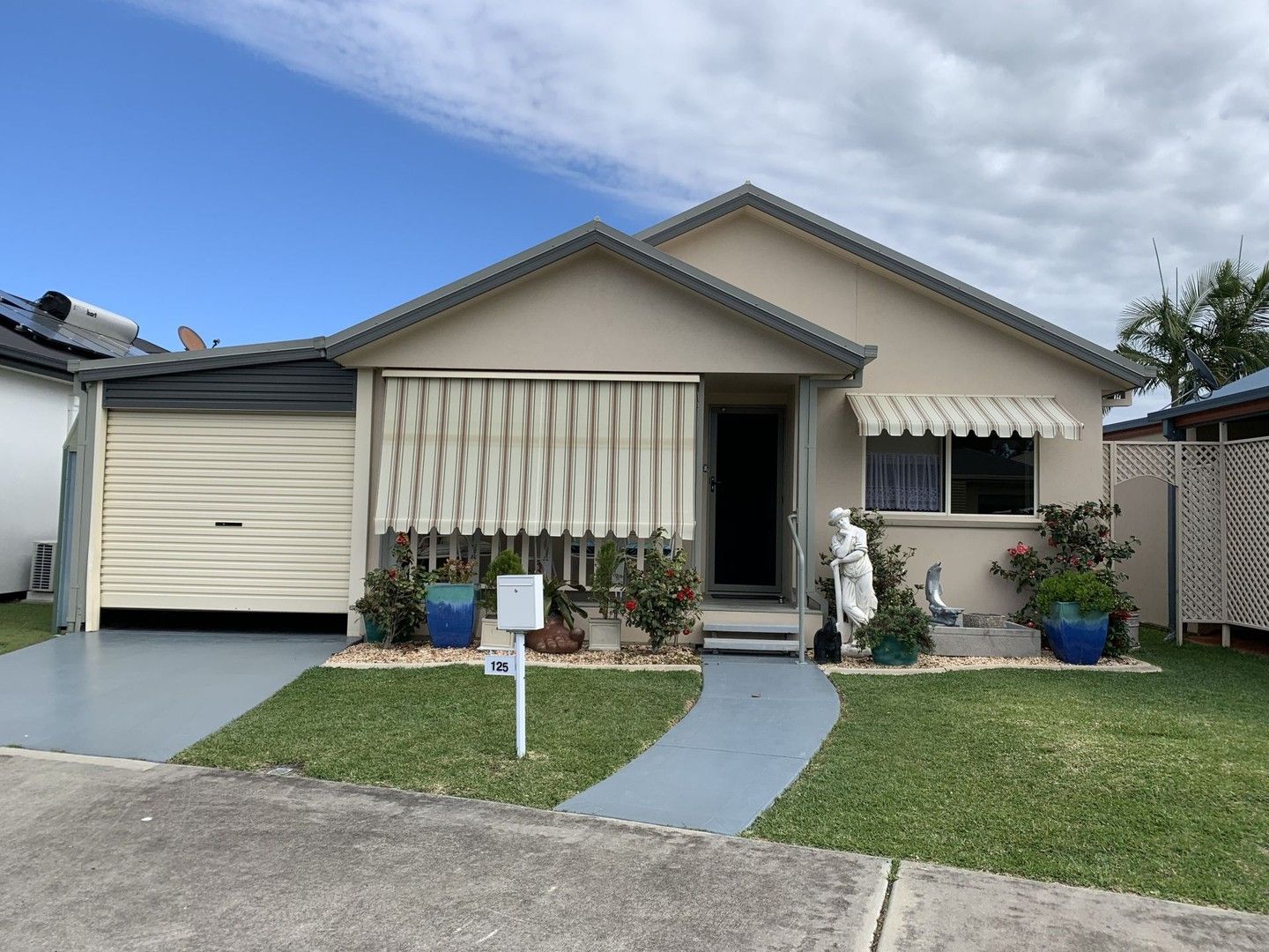 2 bedrooms House in 125 nightingale avenue BURPENGARY QLD, 4505