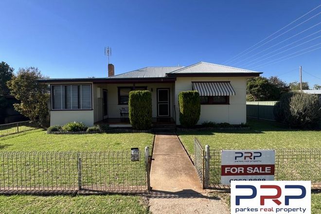 Picture of 2 Sydney Street, PARKES NSW 2870