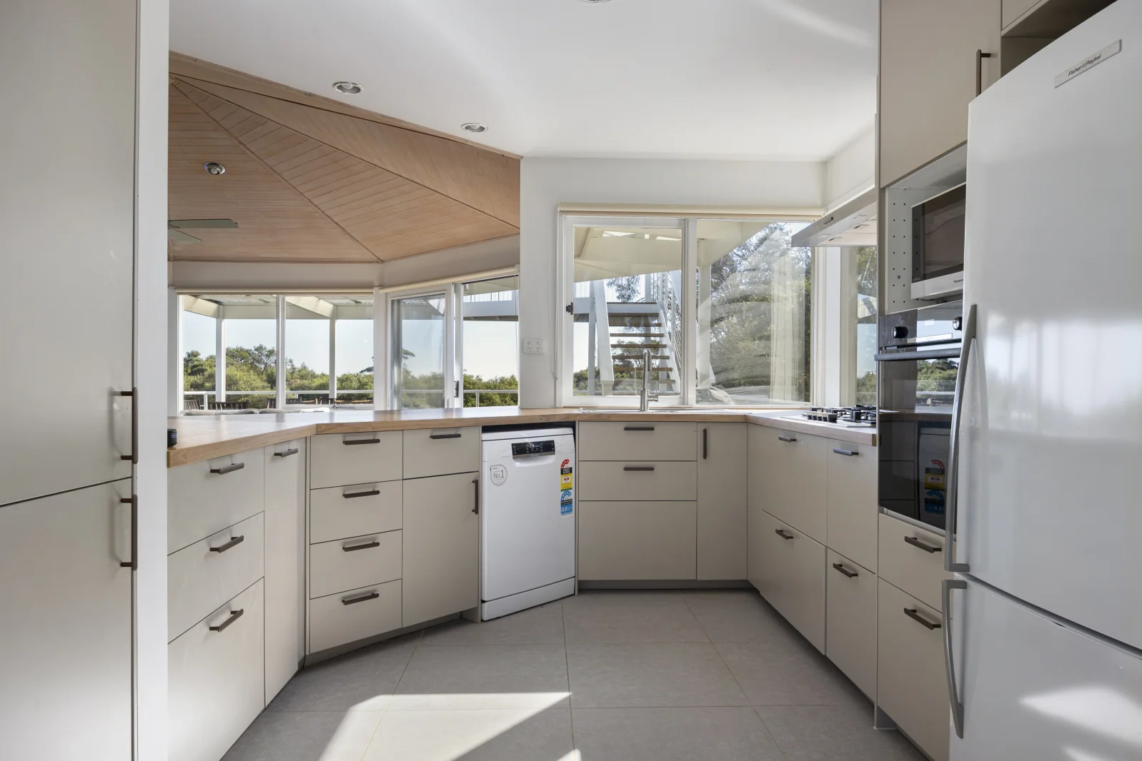 Additional image 8 of 16 Phyllis Parade, Rye VIC 3941