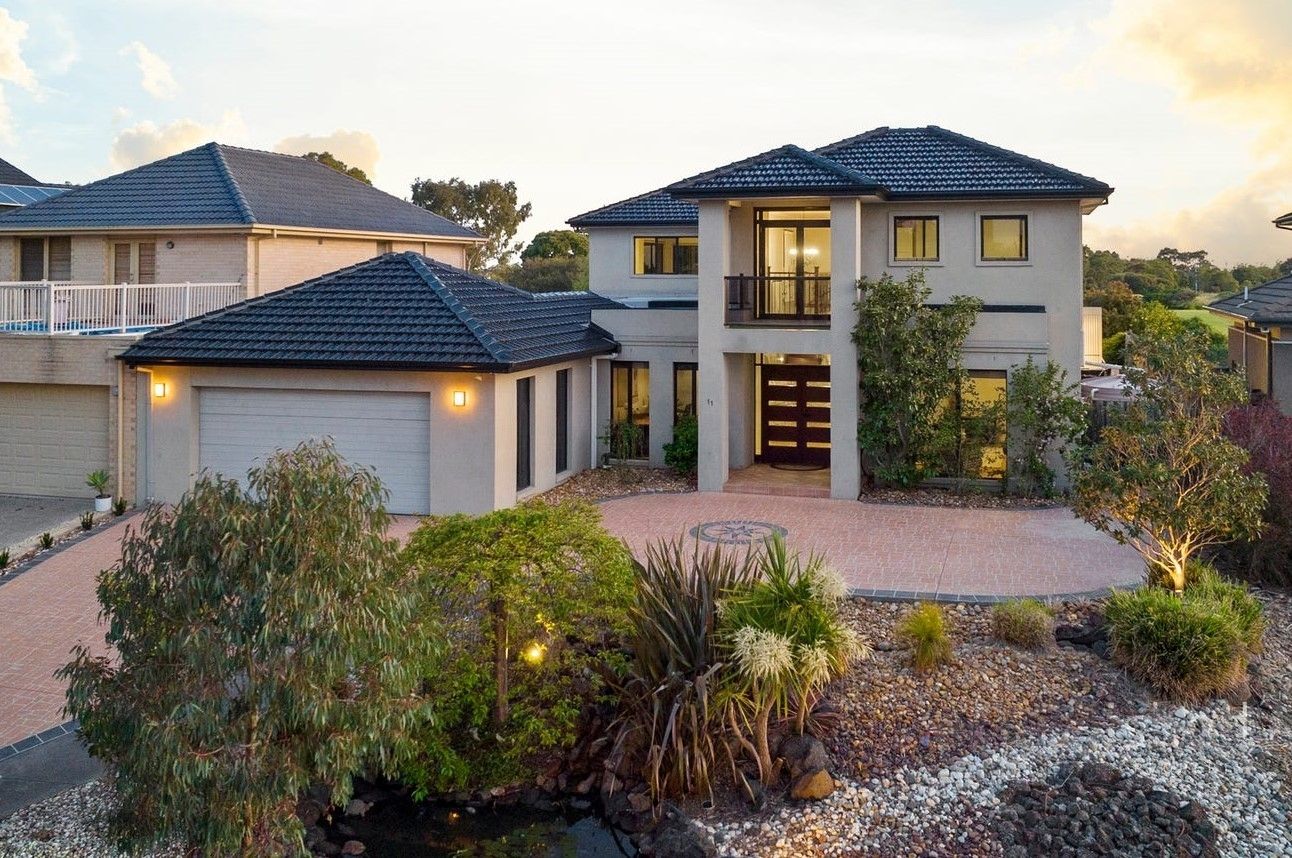 11 Tournament Drive, Sanctuary Lakes VIC 3030, Image 0