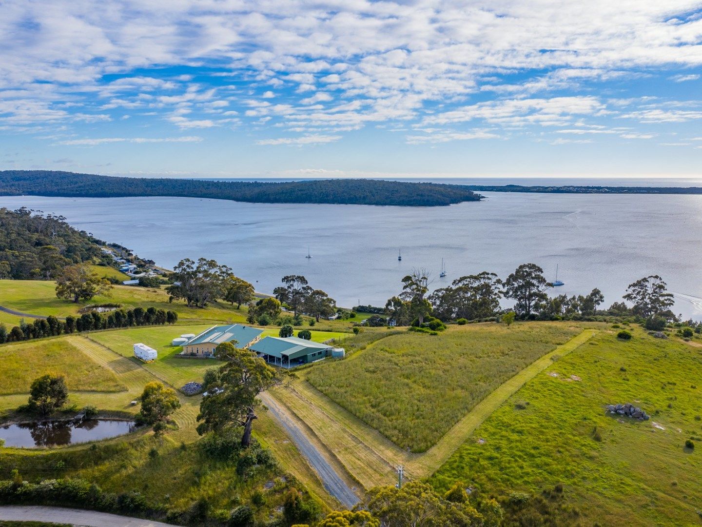 211 Binalong Bay Road, St Helens TAS 7216, Image 0