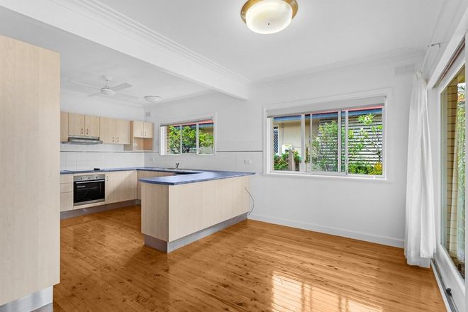 19 Diana Avenue, BURLEIGH HEADS QLD 4220 - Image 3