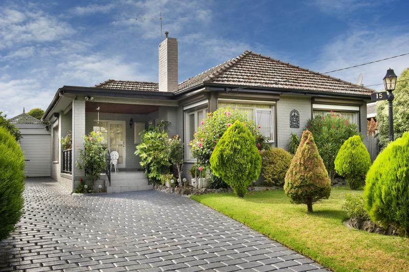 15 Rishon Avenue, Blackburn South Property History & Address Research