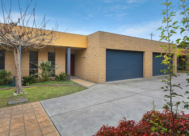 4/20 Huntingtower Crescent, Mount Waverley VIC 3149