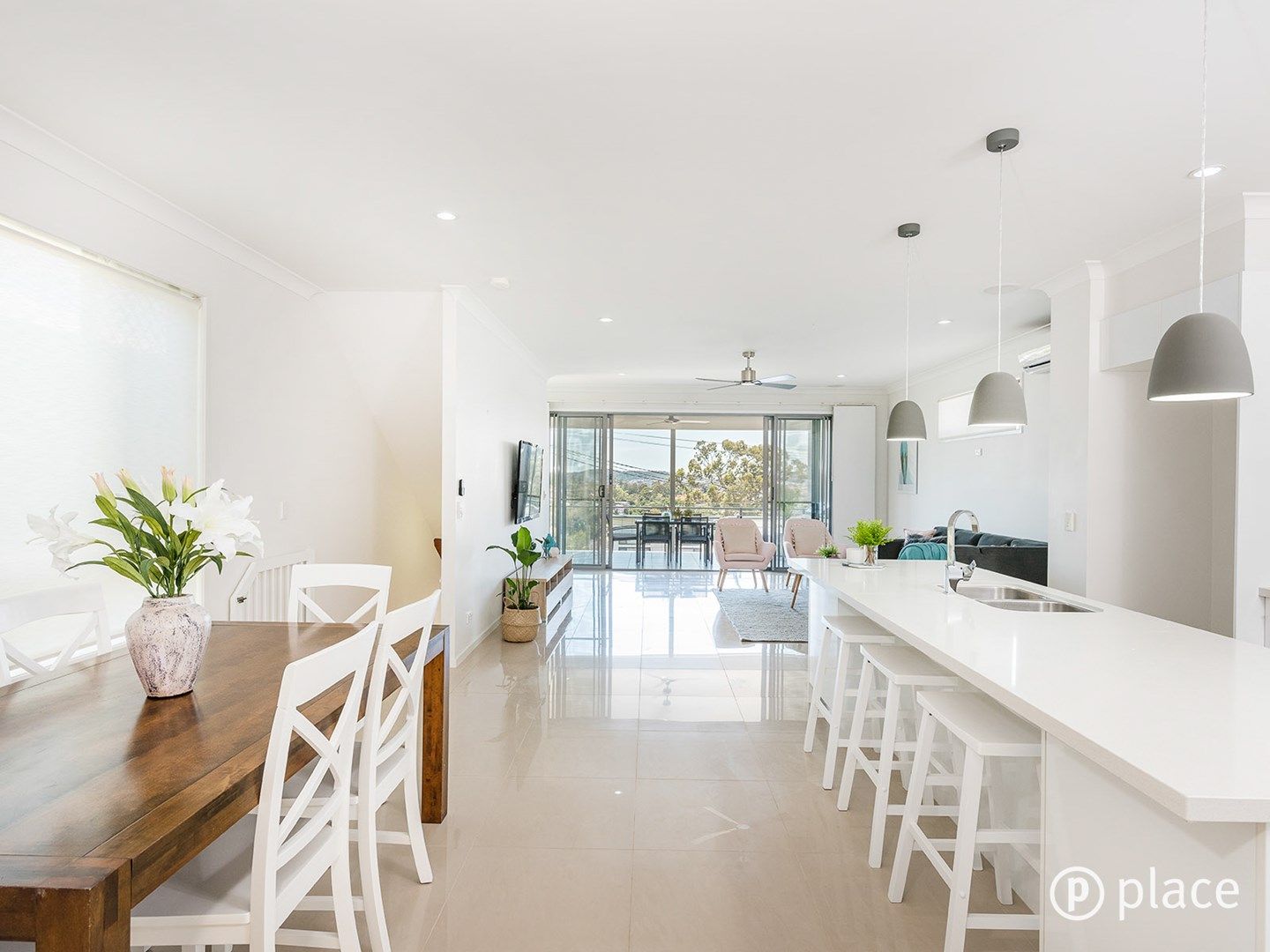 64 Hoff Street, Mount Gravatt East QLD 4122, Image 0