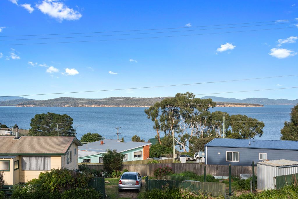 8 Lantana Place, Primrose Sands TAS 7173, Image 1