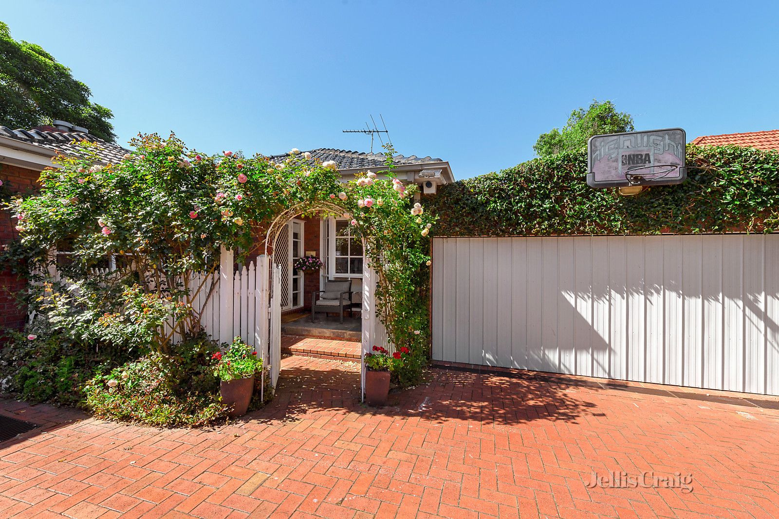 2/22 Kalang Road, Camberwell VIC 3124, Image 0