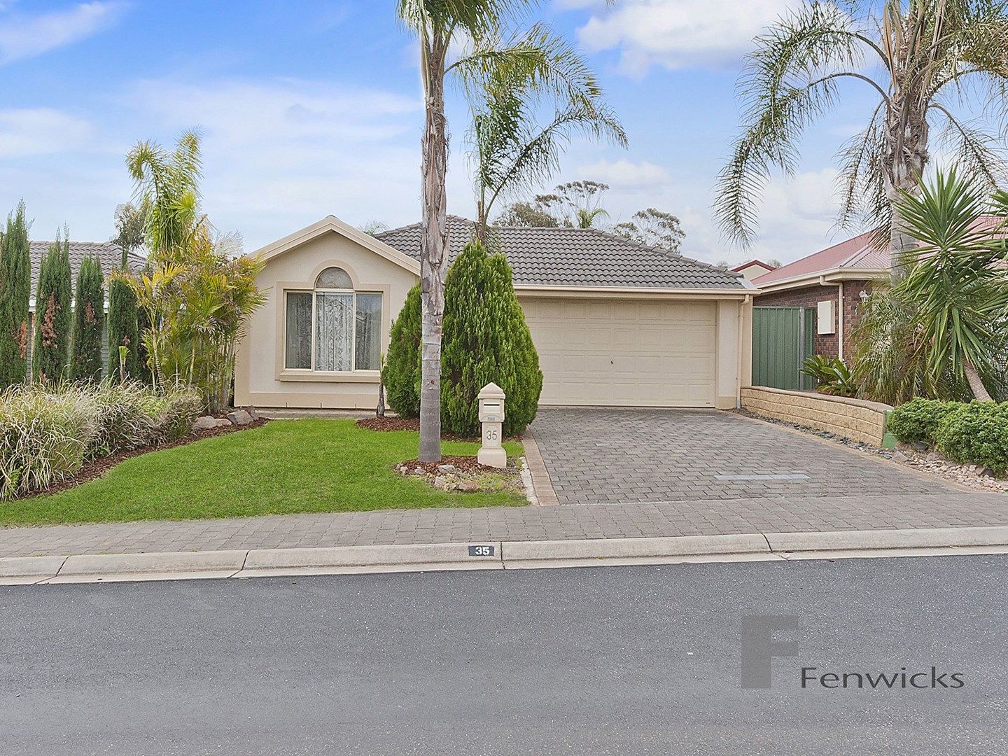 35 Martindale Place, Walkley Heights SA 5098, Image 0