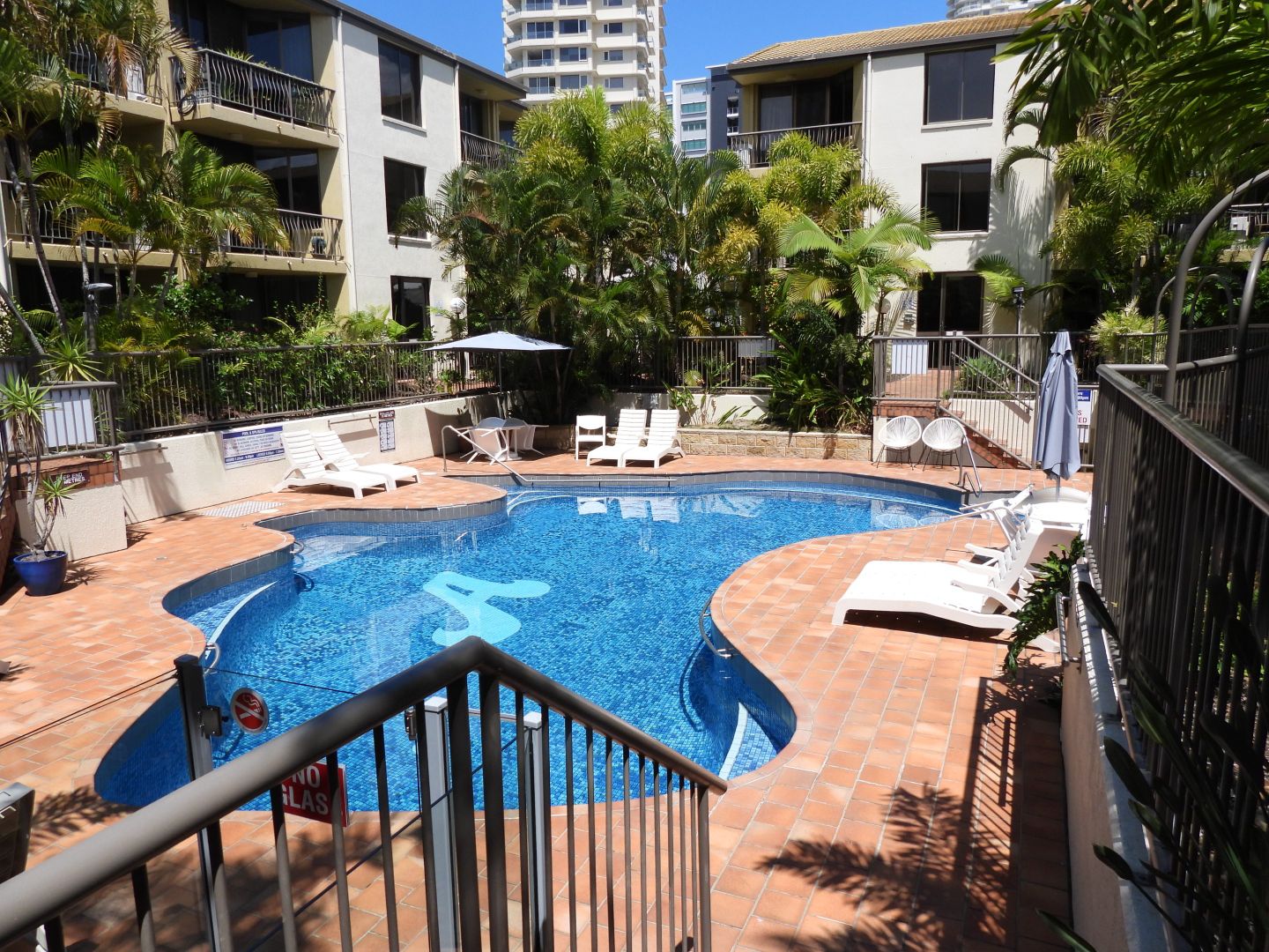 11/1197 Gold Coast Highway, Burleigh Heads QLD 4220, Image 2