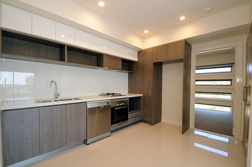 2 bedrooms Apartment / Unit / Flat in 207/151-153 Huntingdale Road ASHWOOD VIC, 3147