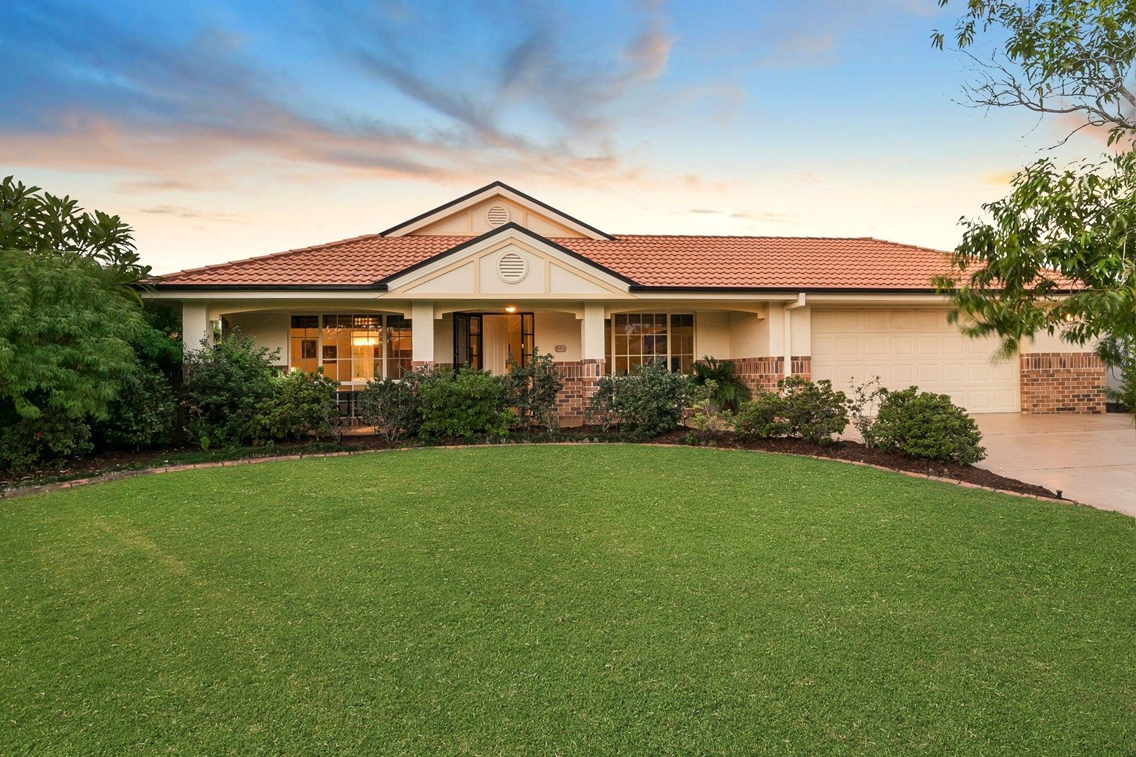 22 Joseph Place, Sinnamon Park QLD 4073, Image 0