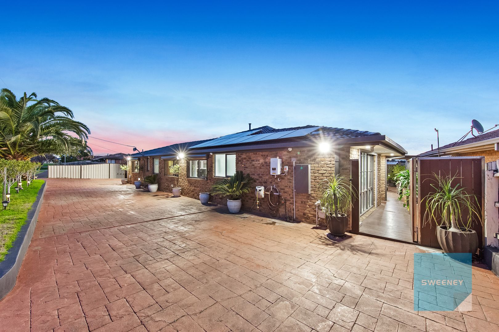 112 Kinterbury Drive, Kings Park VIC 3021, Image 2