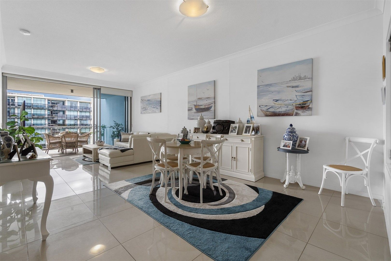 2 bedrooms Apartment / Unit / Flat in 1710/25 - 31 East Quay Drive BIGGERA WATERS QLD, 4216